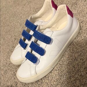 Veja White and Blue Sneakers with Pink Accents